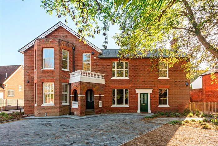 3 Bedroom Apartment For Sale In Gosmore Ley Close, Gosmore, Hitchin, Hertfordshire, SG4