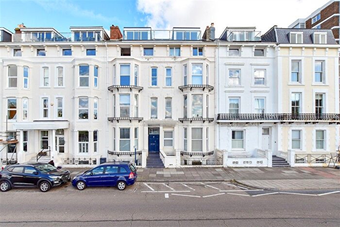 2 Bedroom Flat For Sale In South Parade, Southsea, Hampshire, PO5