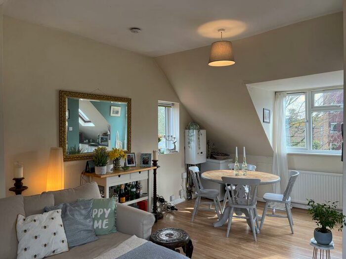 2 Bedroom Flat To Rent In Sussex Street, Winchester, SO23