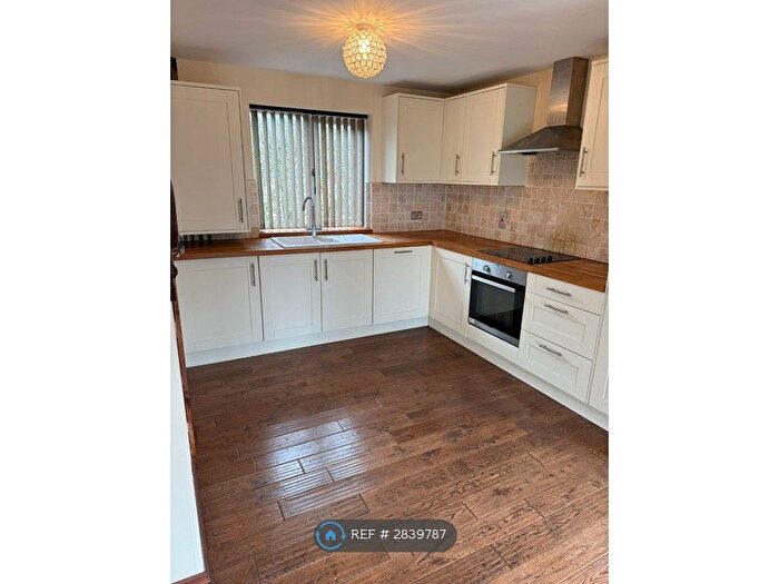 2 Bedroom Semi Detached House To Rent In Campden Road, Stratford-Upon-Avon, CV37