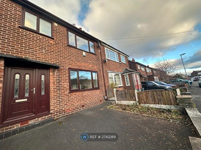 3 Bedroom Semi-Detached House To Rent In Norfolk Crescent, Failsworth, Manchester, M35