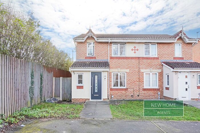 3 Bedroom Semi Detached House For Sale In Lingfield Close Netherton, Bootle, L30