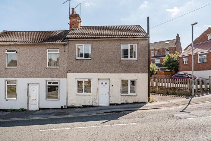 2 Bedroom End Terrace House For Sale In Eastcott Hill, Swindon, SN1