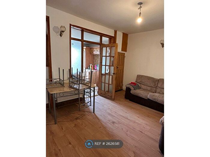 3 Bedroom Terraced House To Rent In Belvedere Road, London, E10