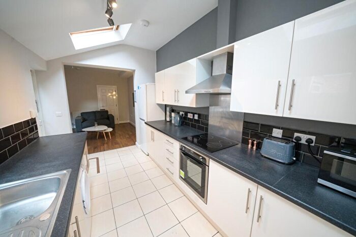 5 Bedroom Terraced House To Rent In Gell Street, Sheffield, S3