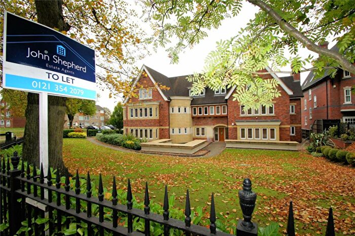 2 Bedroom Flat To Rent In Scarlett House, Little Sutton Lane, Sutton Coldfield, West Midlands, B75