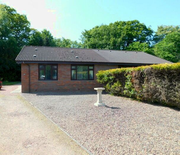 3 Bedroom Semi-Detached Bungalow To Rent In Caroline Gardens, Mid Calder, EH53