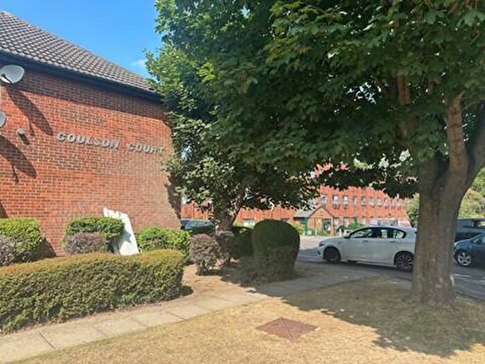 1 Bedroom Maisonette To Rent In Coulson Court, Luton, Bedfordshire, LU1