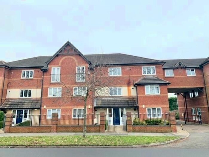 2 Bedroom Flat To Rent In Peel Hall Road, Wythenshawe, Manchester, M22