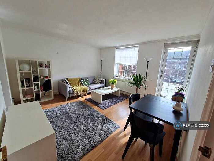 1 Bedroom Flat To Rent In Whiston House, London, N1