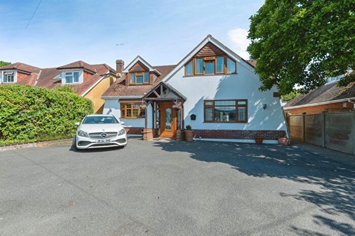 5 Bedroom Detached House For Sale In Christchurch Road, West Parley, Ferndown, BH22