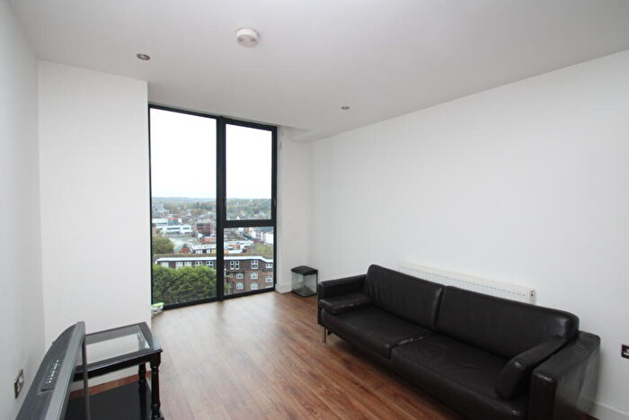 1 Bedroom Apartment To Rent In Masons Avenue, Croydon, CR0