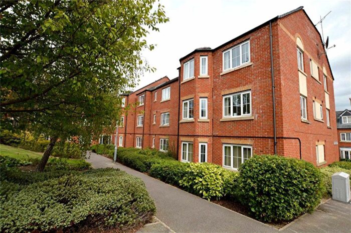 2 Bedroom Flat To Rent In Broadlands Gardens, Pudsey, LS28