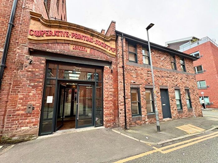 1 Bedroom Flat To Rent In School Street, Manchester, M4