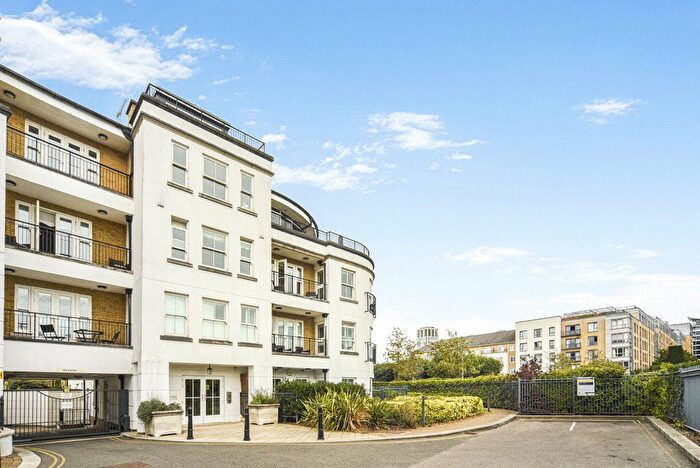 3 Bedroom Flat For Sale In Imperial Crescent, Imperial Wharf, SW6