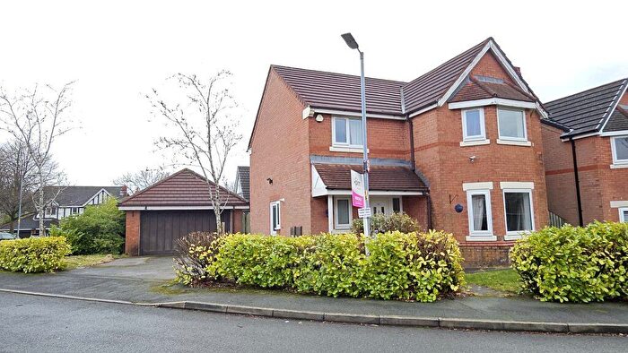 4 Bedroom Detached House For Sale In Waterslea Drive, Heaton, Bolton, BL1
