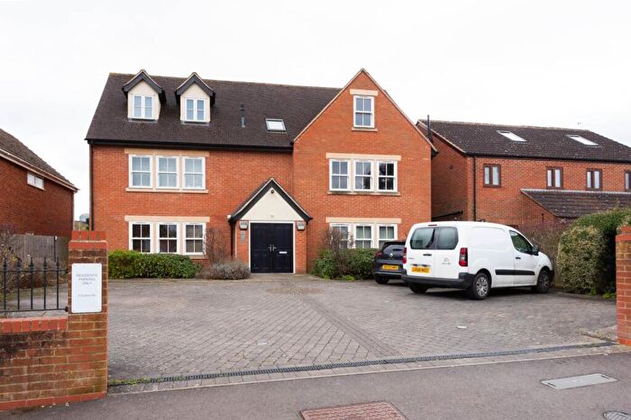 2 Bedroom Duplex To Rent In Cumnor Hill, Oxford, OX2