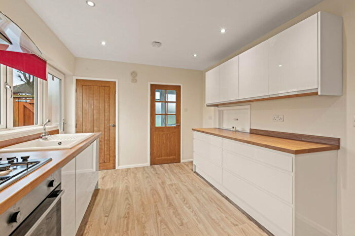 2 Bedroom Detached Bungalow For Sale In Dysart Road/Barrowby Gate In Grantham, NG31