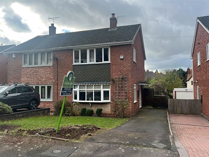 3 Bedroom Semi-Detached House For Sale In Hillside Avenue, Bridgnorth, Shropshire, WV15
