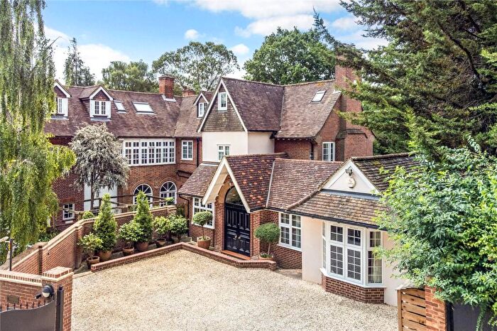 5 Bedroom House For Sale In Tenterden, Bois Lane, Amersham, Buckinghamshire, HP6