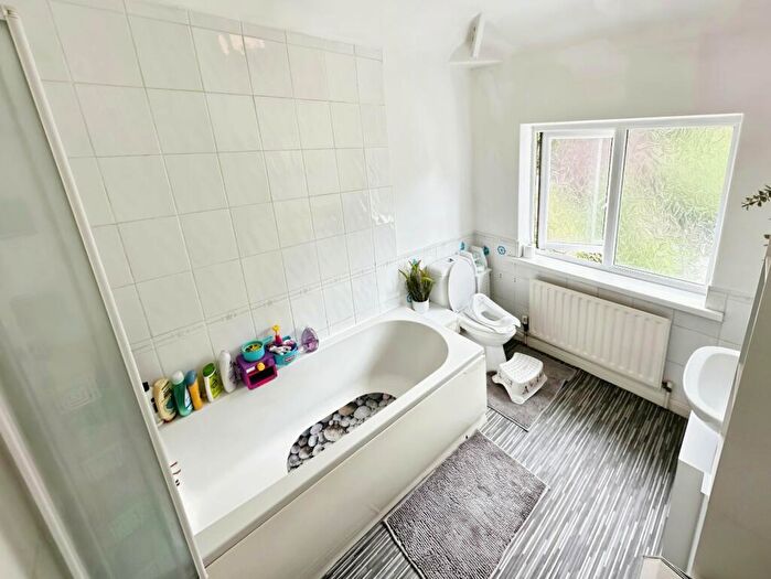 2 Bedroom Semi-Detached House For Sale In Hillport Avenue, Newcastle, Staffordshire, ST5
