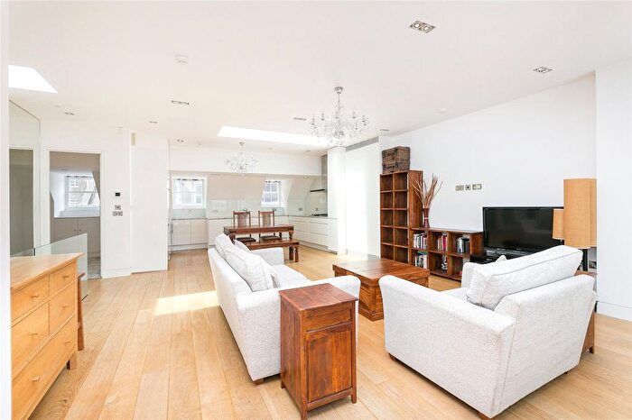 3 Bedroom Flat For Sale In Warwick Court, High Holborn, WC1R