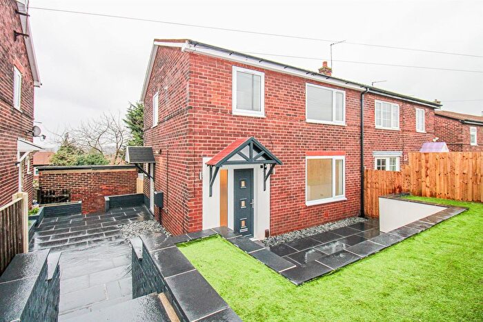3 Bedroom Semi Detached House For Sale In Barden Road, Wakefield, WF1