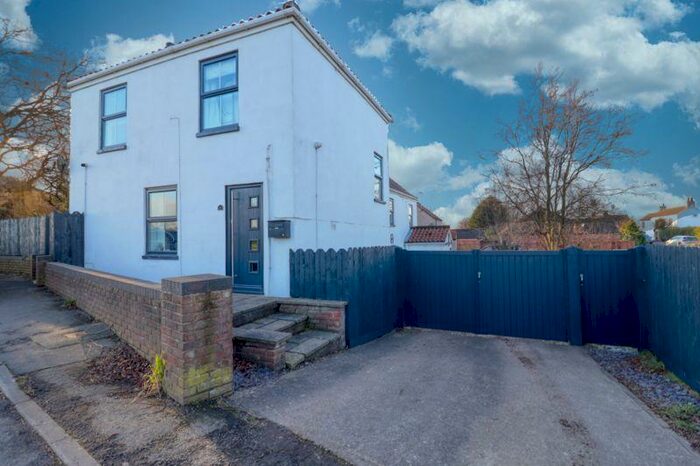 3 Bedroom Detached House For Sale In Derrythorpe Road, Althorpe, DN17