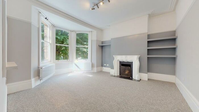 1 Bedroom Flat To Rent In Selborne Road, Hove, BN3