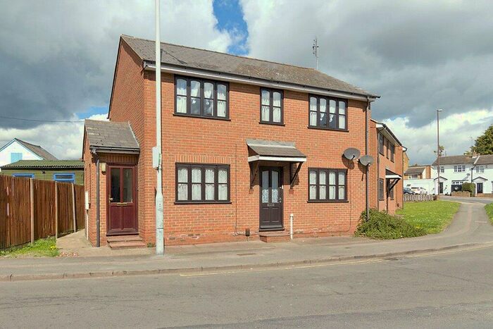 2 Bedroom Apartment To Rent In Alexander Court, Sittingbourne, Kent, ME10