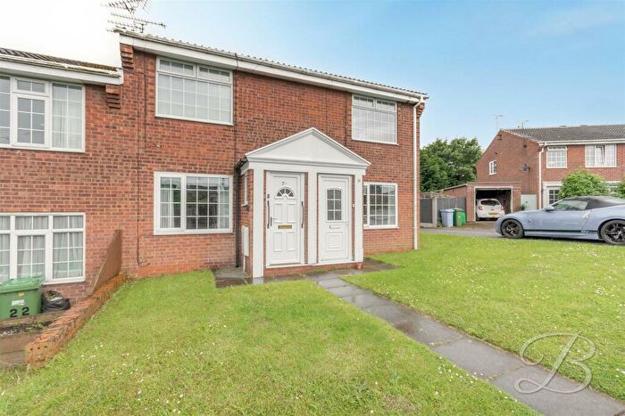 2 Bedroom Maisonette To Rent In Bramcote Drive, Retford, DN22