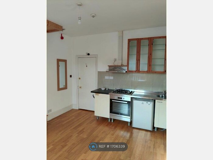 1 Bedroom Maisonette To Rent In Exeter Road, London, NW2
