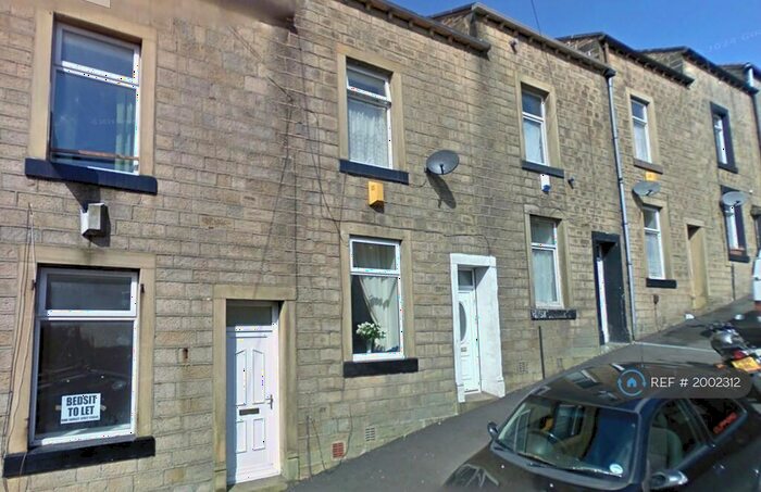 2 Bedroom Flat To Rent In Exchange Street, Colne, BB8