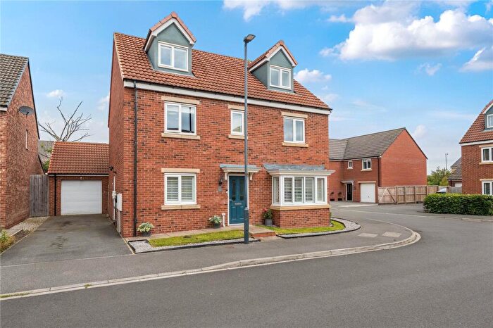 5 Bedroom Detached House For Sale In Heather Court, Killinghall, HG3