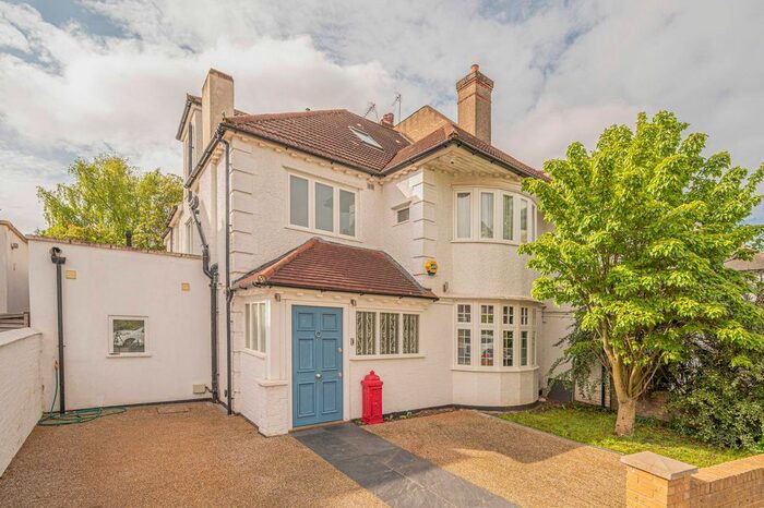 6 Bedroom Semi-Detached House To Rent In Menelik Road, West Hampstead, London, NW2