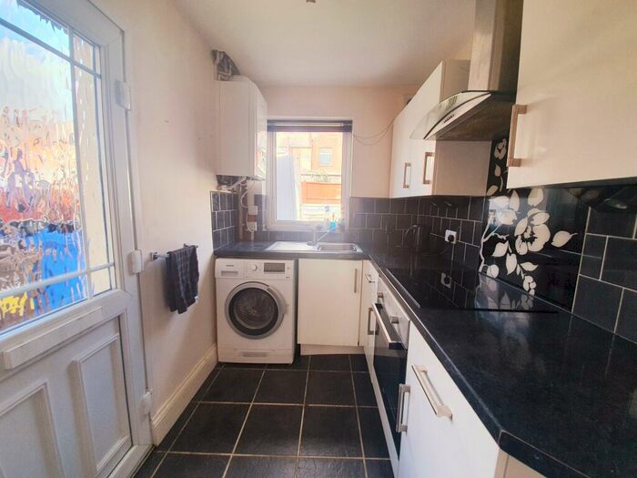 3 Bedroom House To Rent In Fielding Road, Hillsborough, S6