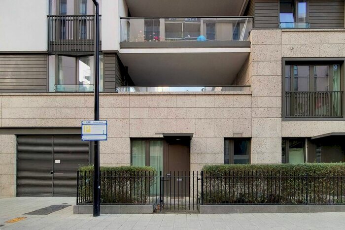 1 Bedroom Flat To Rent In Napa Close, Stratford, London, E20