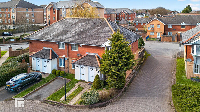 2 Bedroom End Of Terrace House For Sale In Harrison Way, Windsor Quay, Cardiff, CF11