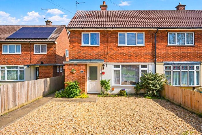3 Bedroom Semi-Detached House For Sale In Benbow Close, St. Albans, Hertfordshire, AL1
