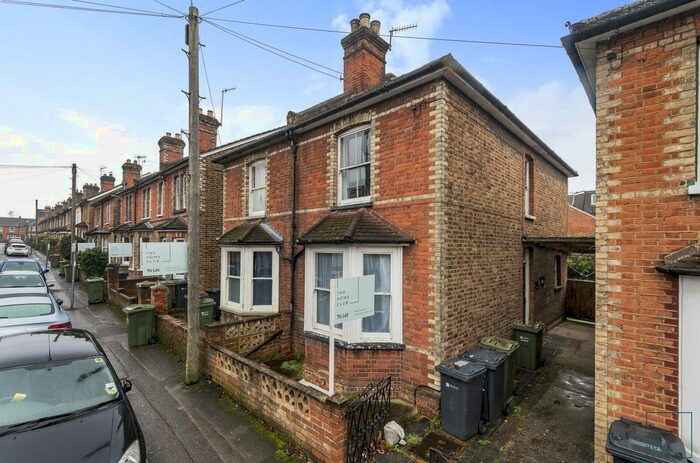 5 Bedroom Semi-Detached House To Rent In Artillery Road, Guildford GU1