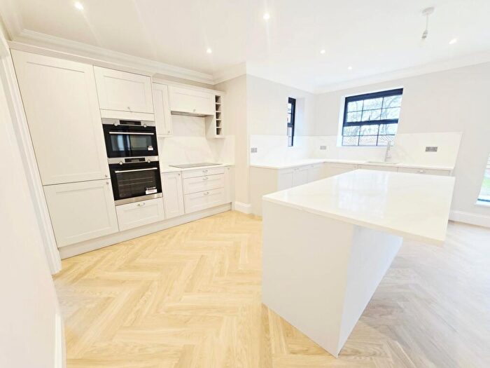 4 Bedroom Detached House To Rent In Sabre Close, CM6