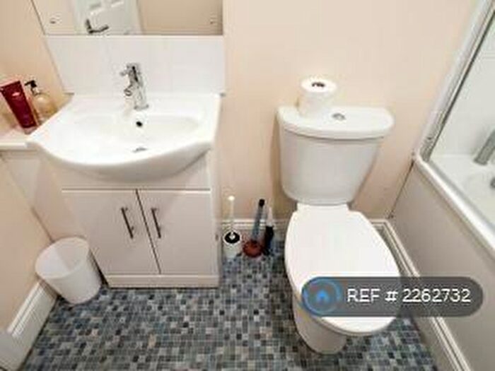 1 Bedroom Flat To Rent In Stapleton Hall Road, London, N4