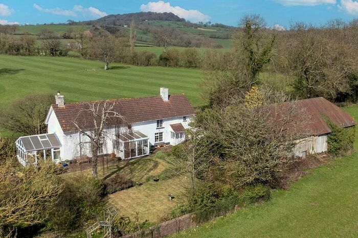 4 Bedroom Detached House For Sale In Lower Cheriton, Payhembury, EX14