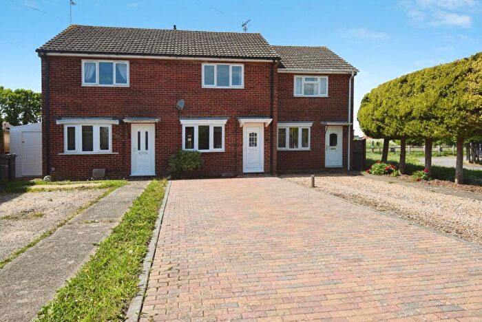2 Bedroom House For Sale In Downland Way, Durrington, SP4
