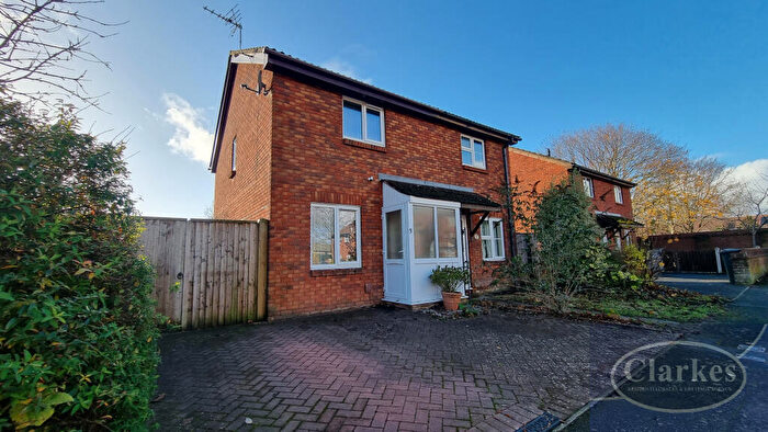 3 Bedroom Semi-Detached House For Sale In Warmwell Close, Bournemouth, BH9