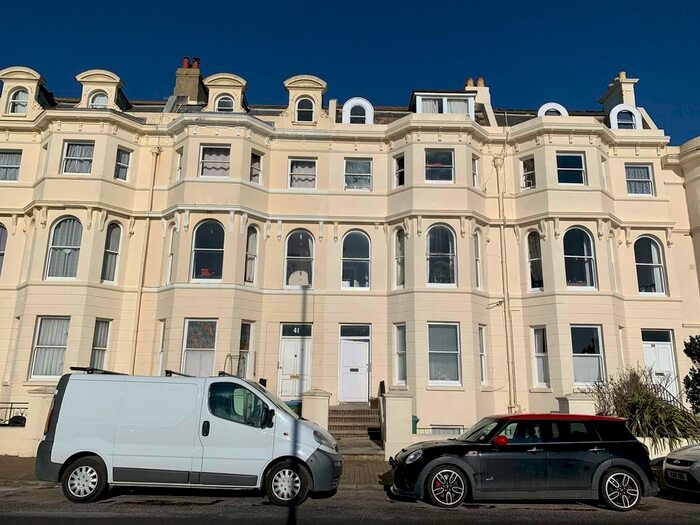 Studio To Rent In South Terrace, Littlehampton, BN17