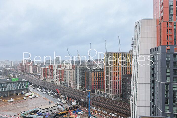 2 Bedroom Flat To Rent In Hebden Place, Nine Elms, SW8