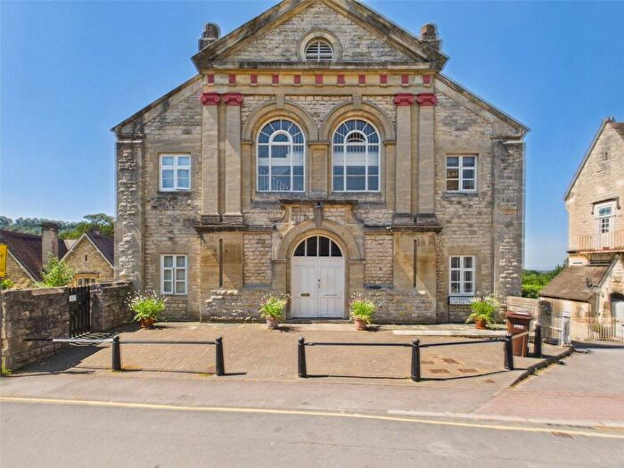 1 Bedroom Apartment For Sale In Castle Street, Stroud, Gloucestershire, GL5