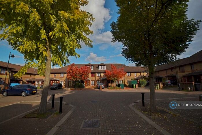 3 Bedroom Terraced House To Rent In Stafford Close, London, E17