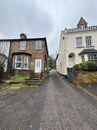 2 Bedroom Flat To Rent In Castle Street, HP13